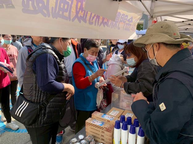 114年12月7日金門縣政府政風處配合「社會福利嘉年華暨第3屆社福盃」盛會 推動反詐與廉政宣導深入家庭