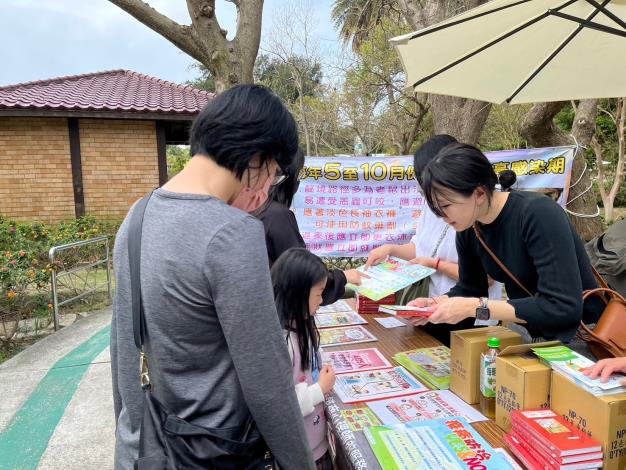 113.03.24配合金湖鎮公所113年創意市集活動辦理傳染病防治宣導1