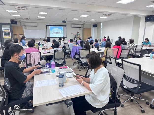 1130803辦理社區托育人員腸病毒及結核病防治教育訓練2