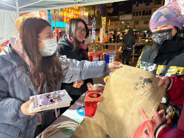 LINE_ALBUM_202528金湖新市里～春節金蛇賀歲慶團圓～冷❄️_250210_2