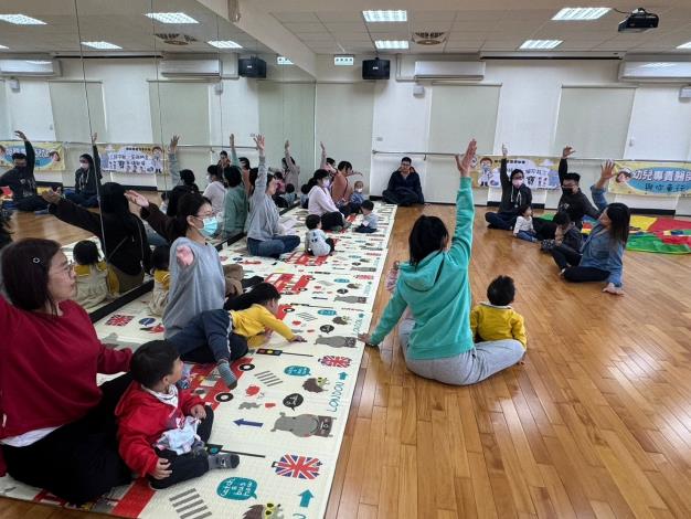1140307-0308幼兒專責醫師親子瑜珈講座2