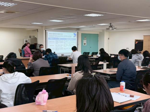 1141125召開長照個案討論會2