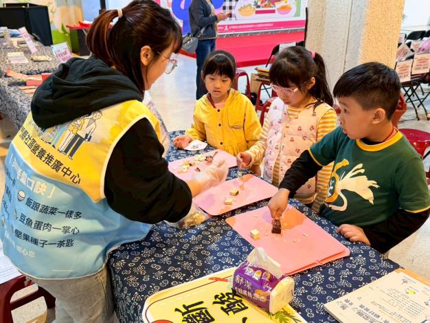 1141118衛生局辦理預防及延緩失能成果發表會照片2