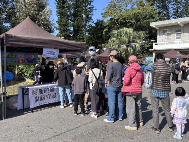 1141123辦理1966長照服務宣導11月系列活動宣導1