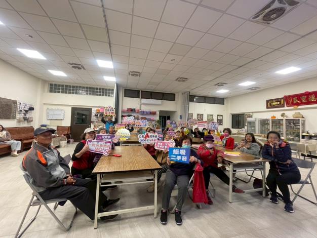 1141121、1128、1129辦理營造無菸環境及推動戒菸服務衛教宣導活動照片1