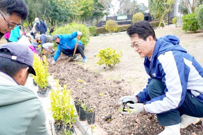 1130310 迎植樹節 環保局空品淨化區栽多樣花木