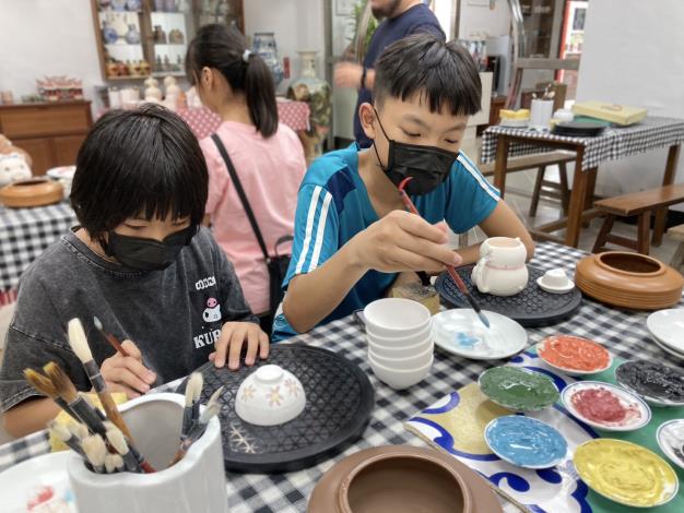 1130921 小小藝術家來襲 家扶中心DIY彩繪體驗日2