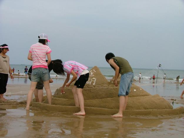 2005沙灘-照片38.JPG