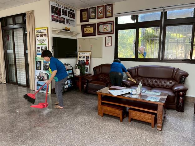 LINE_ALBUM_2025104_251007_13