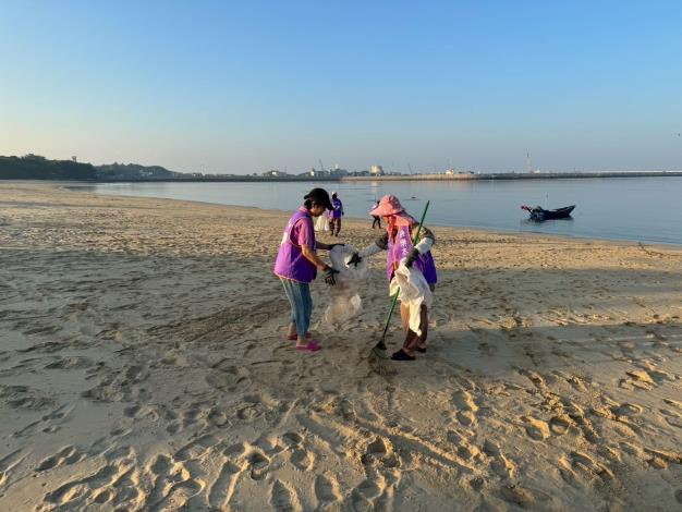 LINE_ALBUM_2025104_251007_15