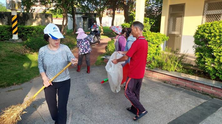 LINE_ALBUM_2025104_251007_4