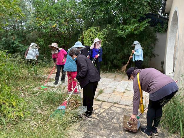 LINE_ALBUM_2025112_251103_1