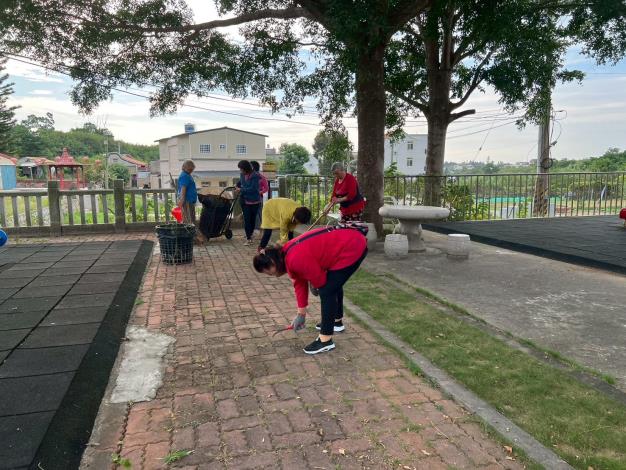 LINE_ALBUM_2025112_251103_13