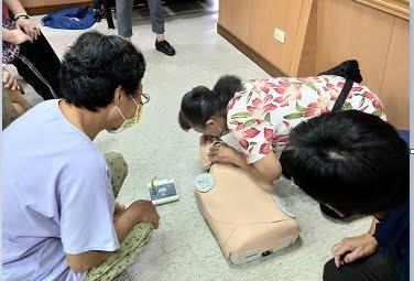 0711衛生保健志工成長教育訓練-CPR+AED訓練暨實際操作活動