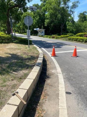 1130712道路附屬設施路緣石修復