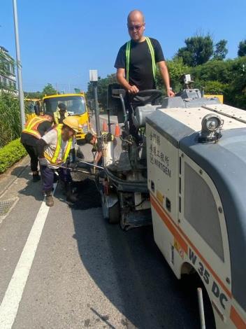 1130911道路破損修復-環島南路2