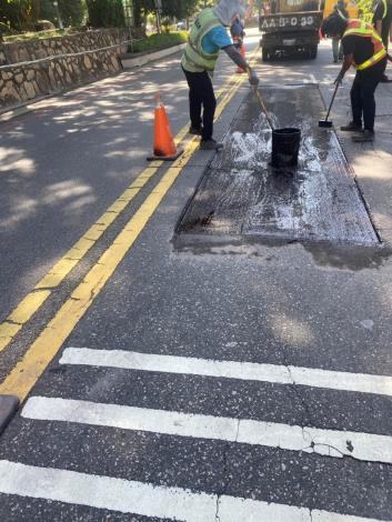 1140910道路破損修復-民生路