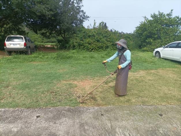 1150115 公園環境清潔打掃維護1