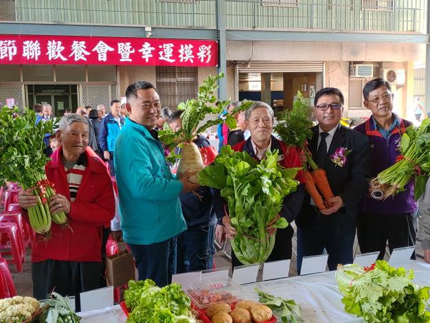 109年2月26日農民節表彰大會，舉辦農業成果展示。