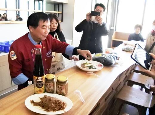 1081208於農業體驗館舉辦「豆麥味噌及小麥高粱醬油」研發產品成果發表會